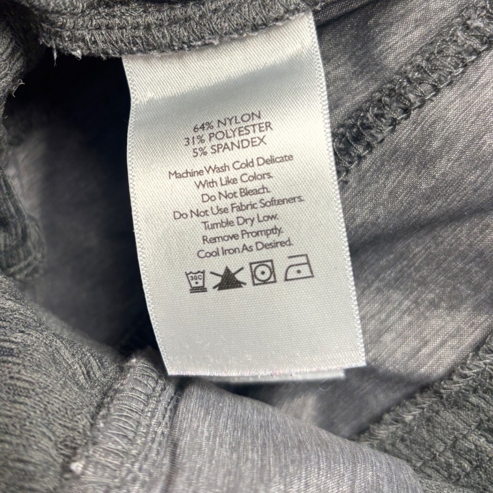 Eddie Bauer Women's 10 Gray Stretch Hiking Shorts 8in Inseam Active Outdoor Golf - Picture 4 of 11